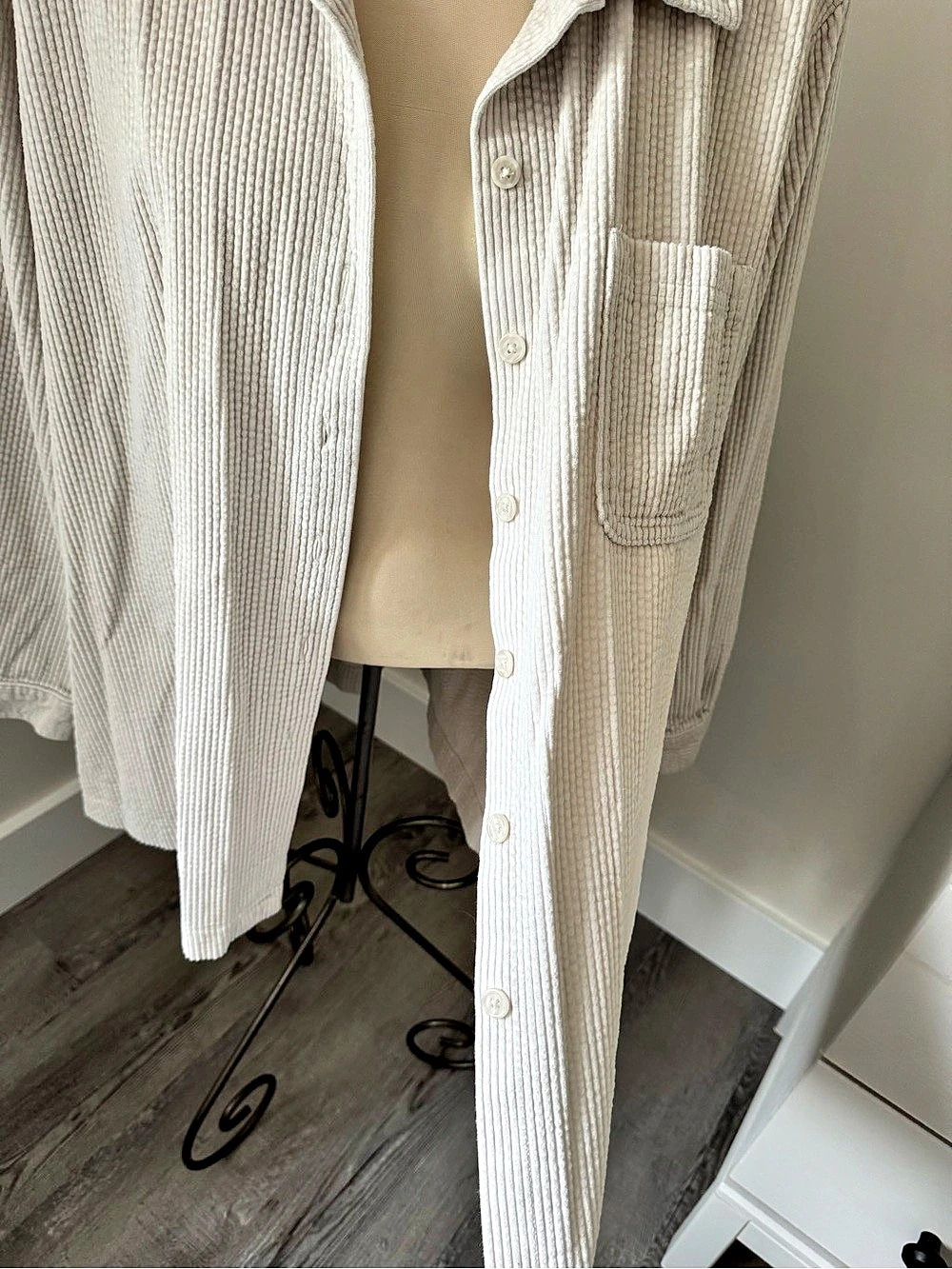 L.L.Bean Textured Button Down Shirt - Picture 5 of 9